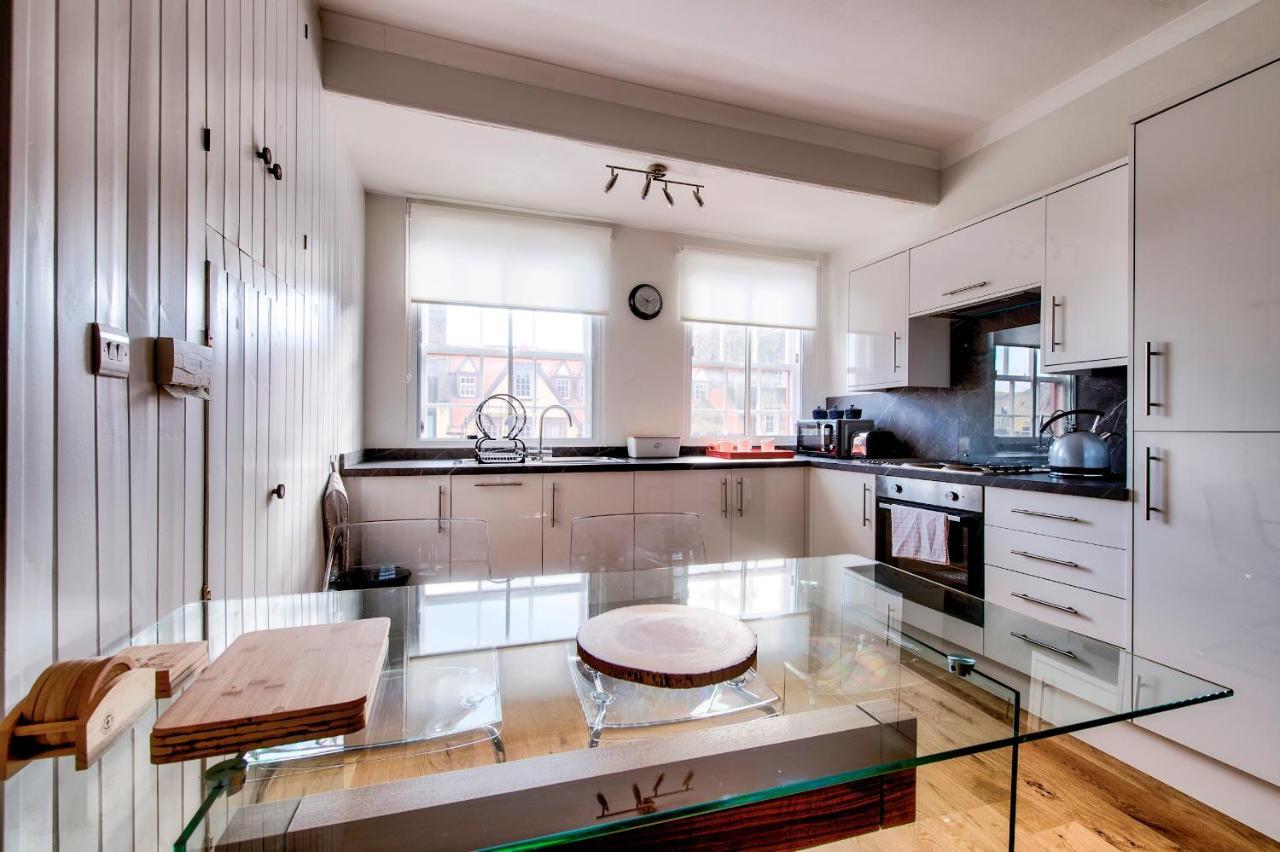 Pass The Keys Modern 3 Bed Flat On The Historic Royal Mile Apartment เอดินบะระ ภายนอก รูปภาพ